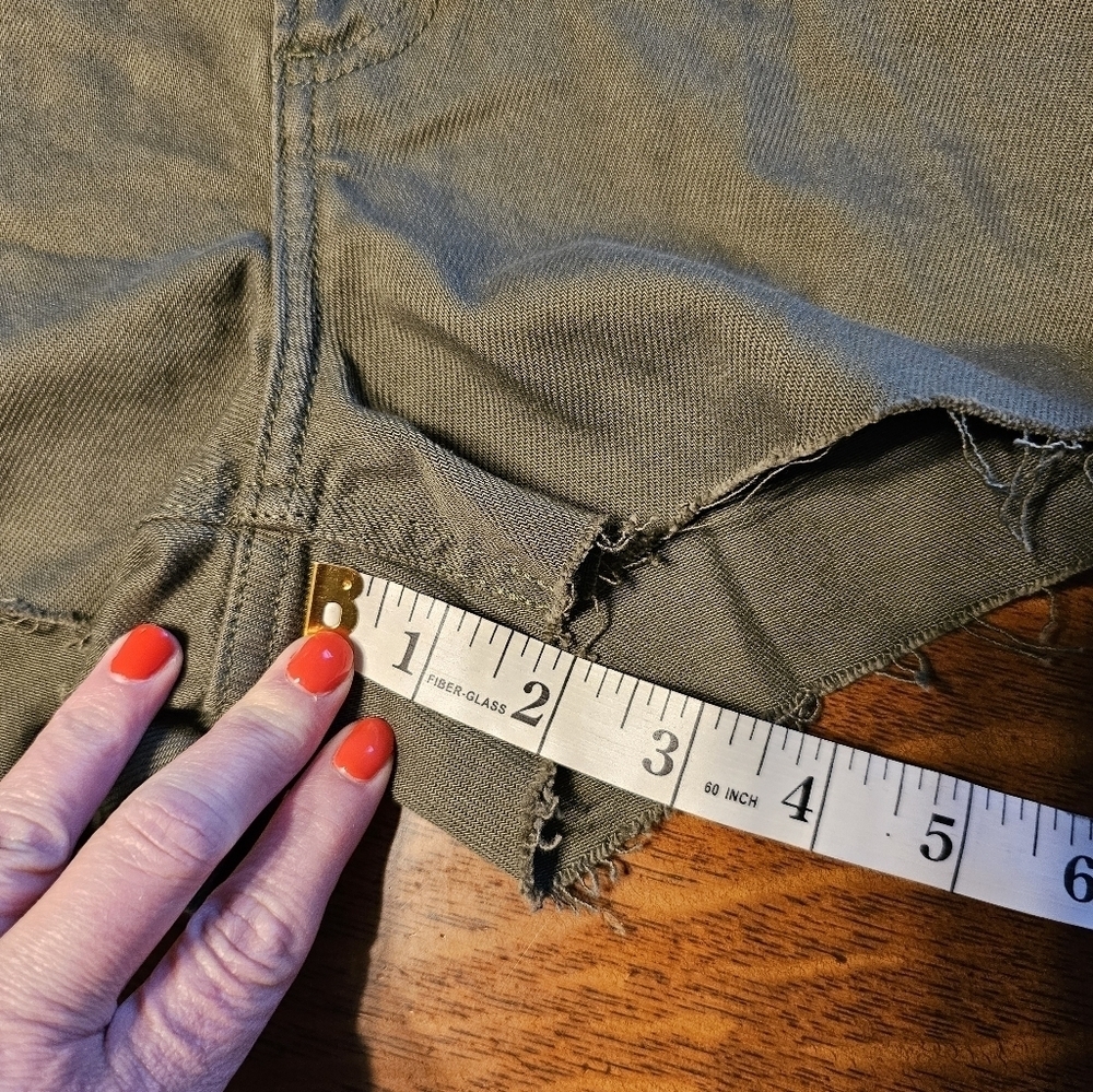 Lucky Brand The Cut Off Green Denim Jean Shorts Women's Size 6 NWT - Picture 2 of 10